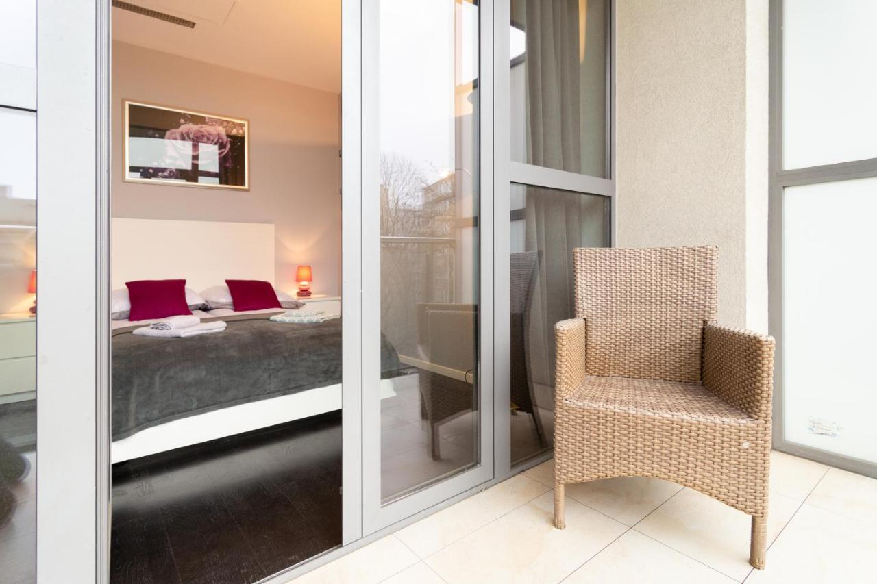 Secret Charm Fully Equipped Apt With Balcony Cracóvia Exterior foto